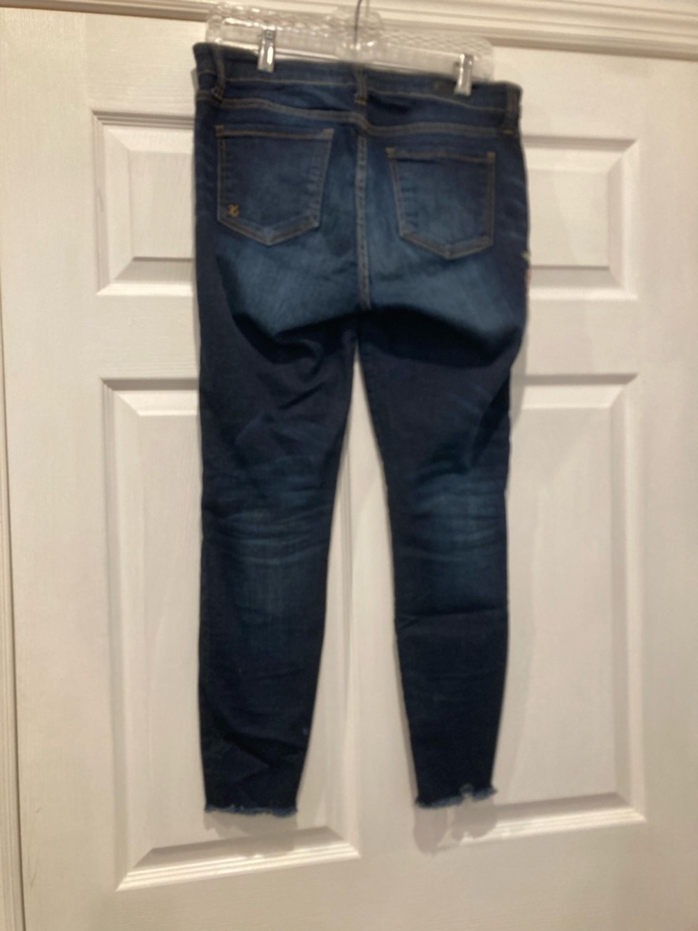 Kut from the Kloth Connie Ankle Skinny Dark Blue  Jeans with Floral Embroidery - Picture 2 of 5